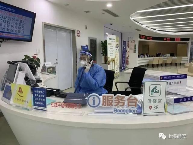 基于人工智能,大数据,云计算等技术,提供在线咨询解答服务,致力实现